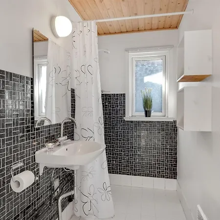 Vina - 200m To The Fjord By Interhome Ferienhaus