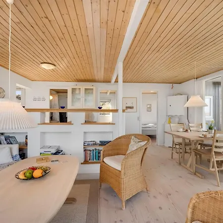 Vina - 200m To The Fjord By Interhome Feriehus *